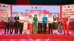 đại biểu Unilever cùng Bộ Y Tế tham gia mít tinh